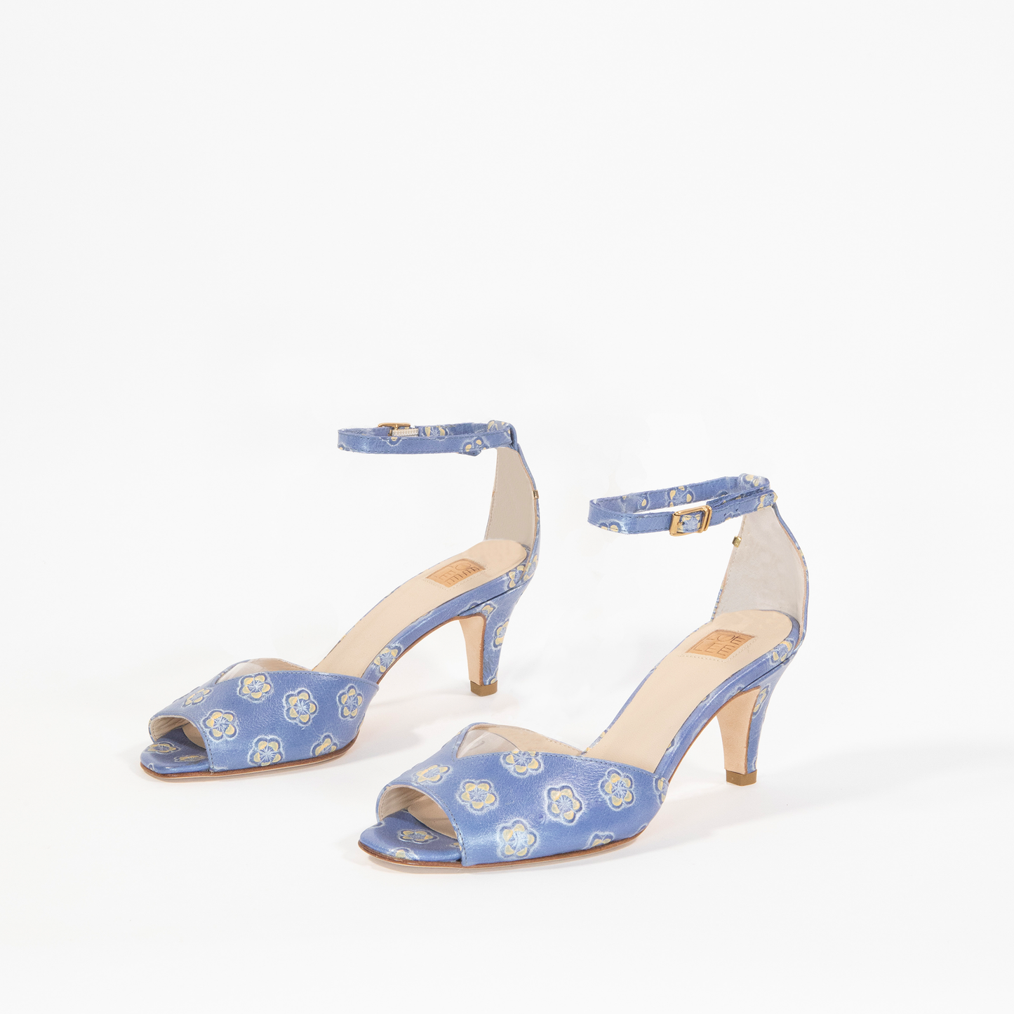 Sara Blue Flowers